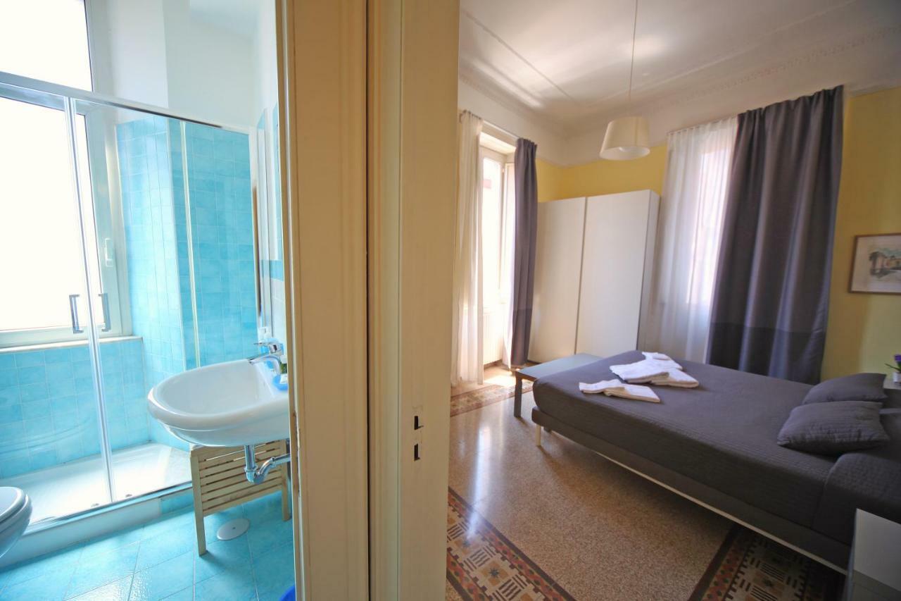 Seawall Holiday Home Salerno Bagian luar foto